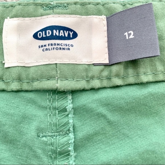 Old Navy Sage Green Shorts Size 12 - Picture 7 of 13